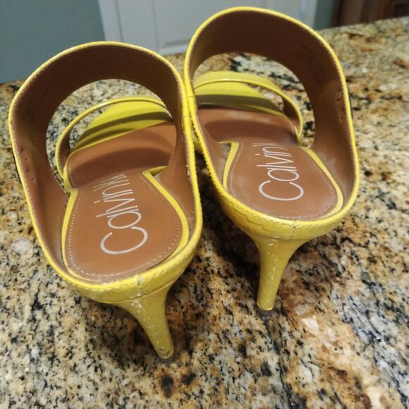 Calvin Klein Women's 7 Cecily Python Embossed Leather Slide Sandals Heels Yellow - Picture 10 of 12